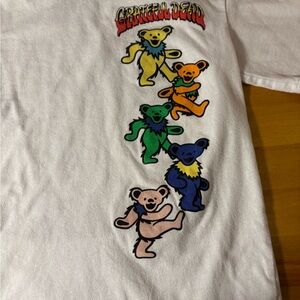 Grateful Dead Dancing Bears T-Shirt.
Cool kids size M(8)